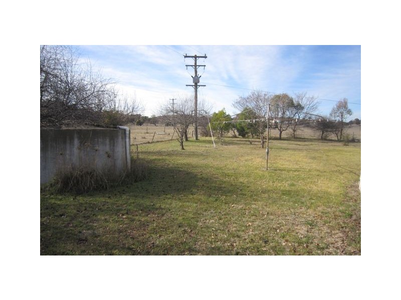 . Kaveneys Road, Hall ACT 2618