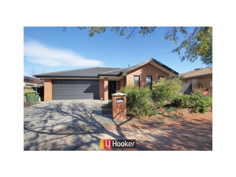 42 Kitty McEwan Street, Mckellar ACT 2617