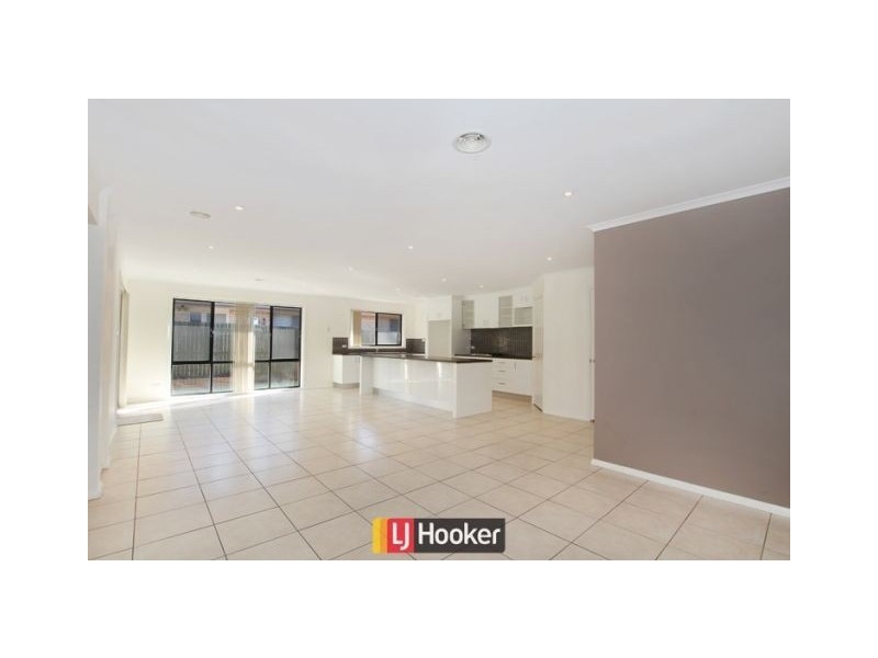 42 Kitty McEwan Street, Mckellar ACT 2617