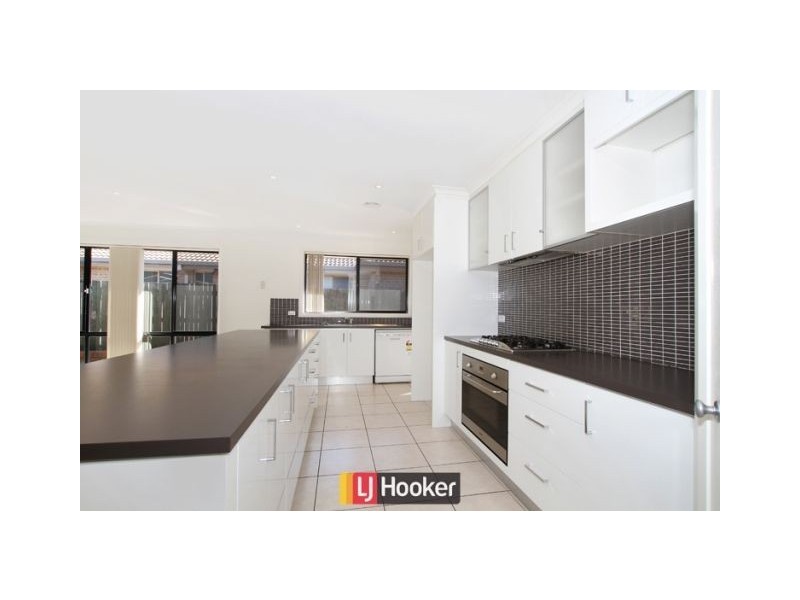 42 Kitty McEwan Street, Mckellar ACT 2617