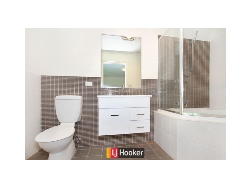 42 Kitty McEwan Street, Mckellar ACT 2617