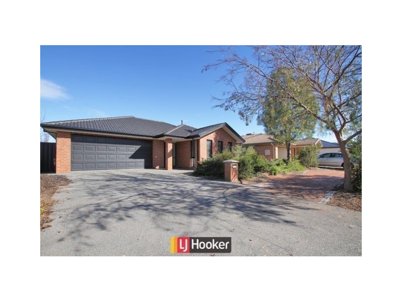 42 Kitty McEwan Street, Mckellar ACT 2617