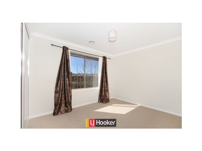 22/10 Charles Perkins Circuit, Bonner ACT 2914