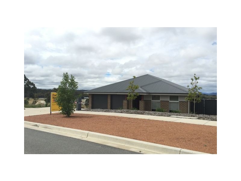 35 Lucy Beeton Street, Bonner ACT 2914
