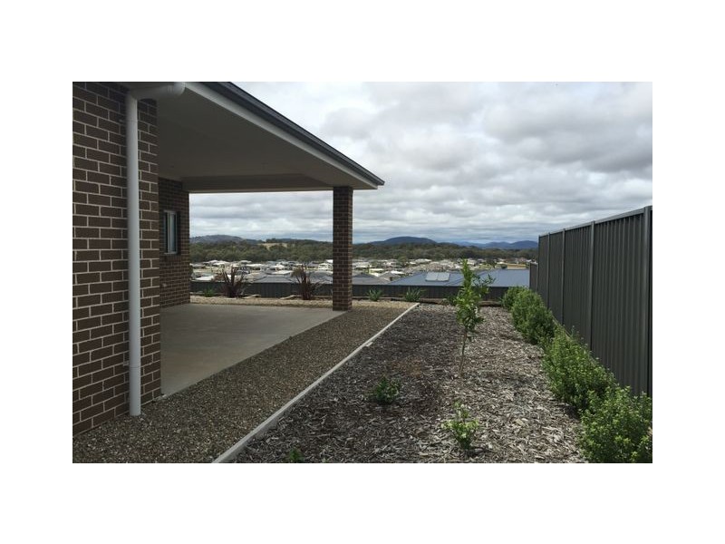 35 Lucy Beeton Street, Bonner ACT 2914