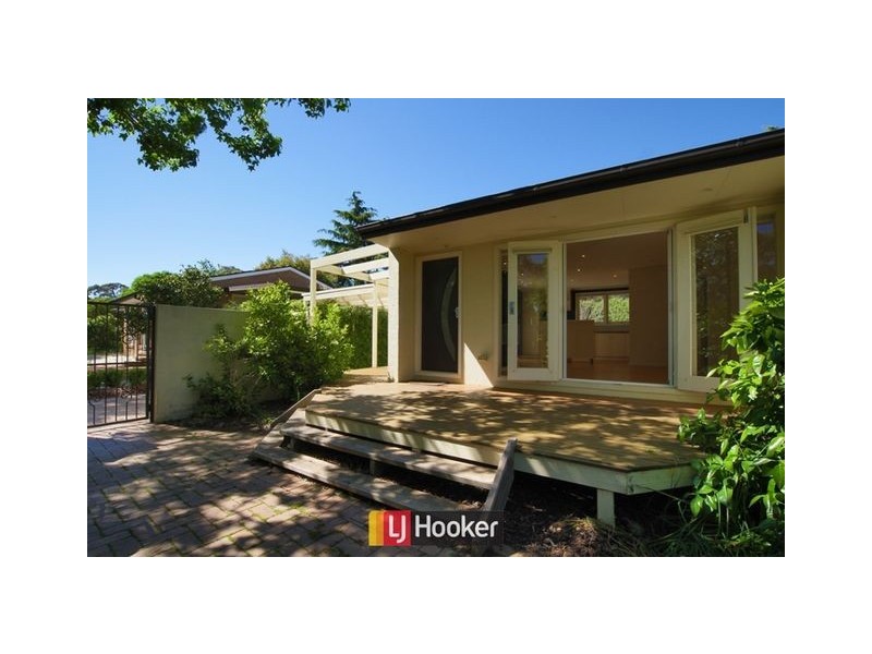 4 Fenner Street, Downer ACT 2602