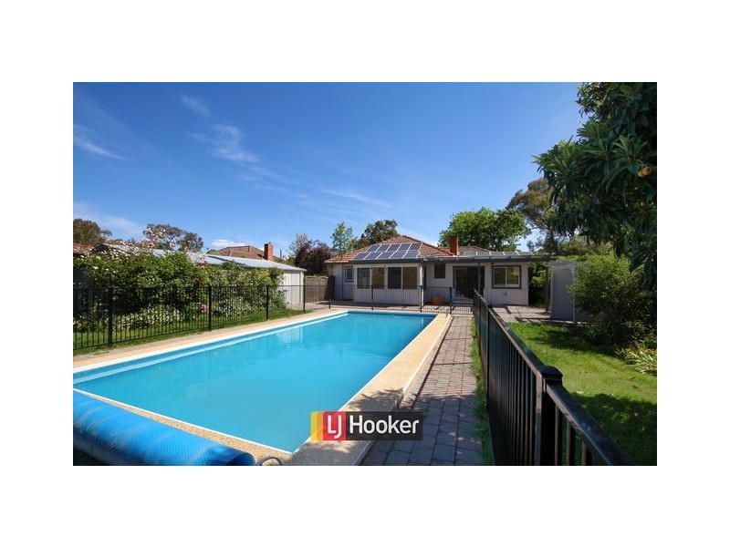 12 Hargraves Crescent, Ainslie ACT 2602
