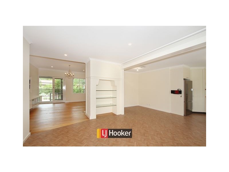 12 Hargraves Crescent, Ainslie ACT 2602