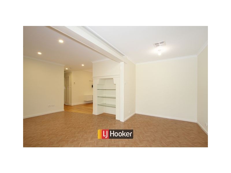 12 Hargraves Crescent, Ainslie ACT 2602