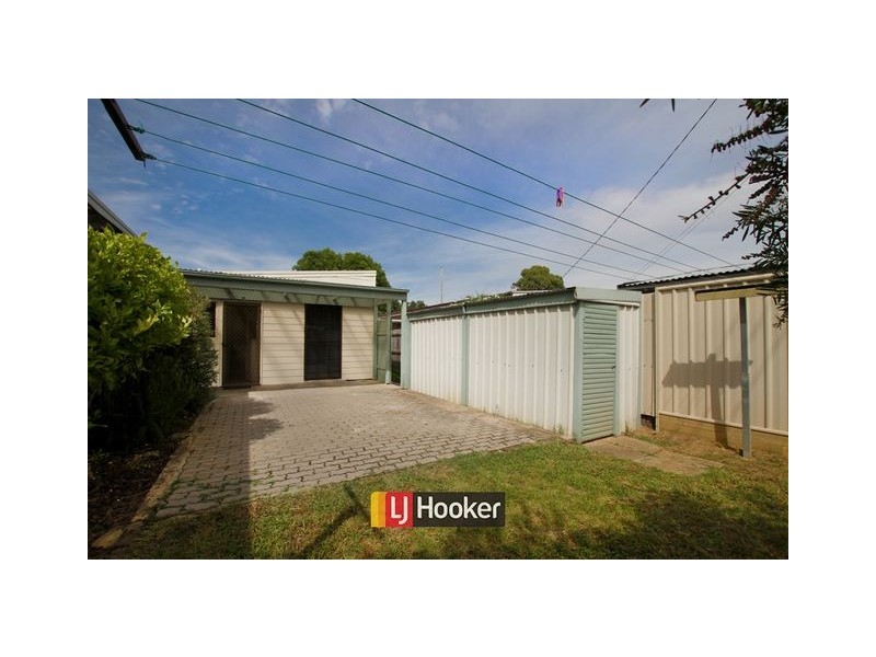 6a Owen Crescent, Lyneham ACT 2602
