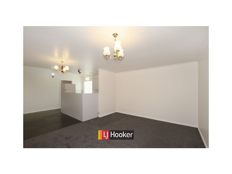 6a Owen Crescent, Lyneham ACT 2602