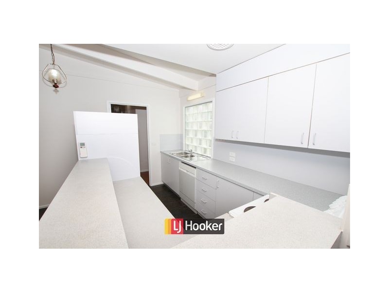6a Owen Crescent, Lyneham ACT 2602