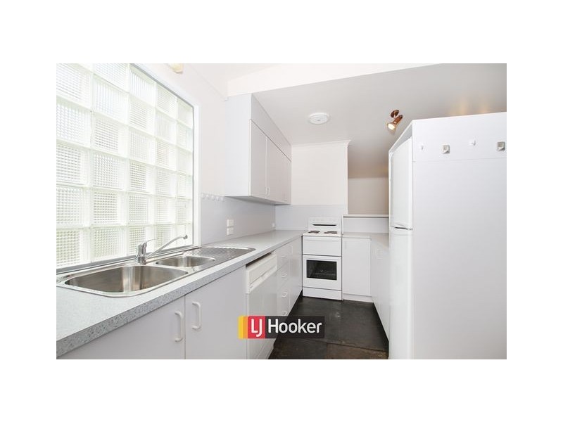 6a Owen Crescent, Lyneham ACT 2602