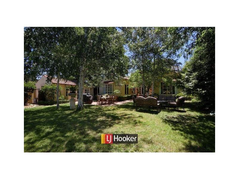 12 Allambee Street, Reid ACT 2612