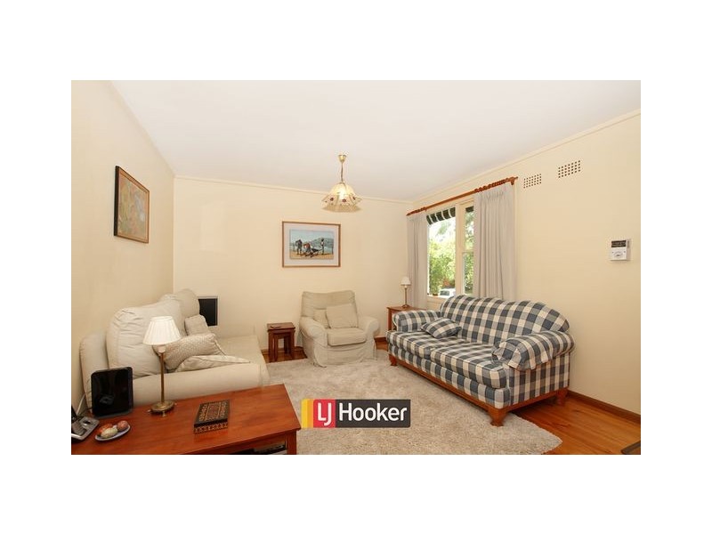 13 Gilruth Street, Hackett ACT 2602