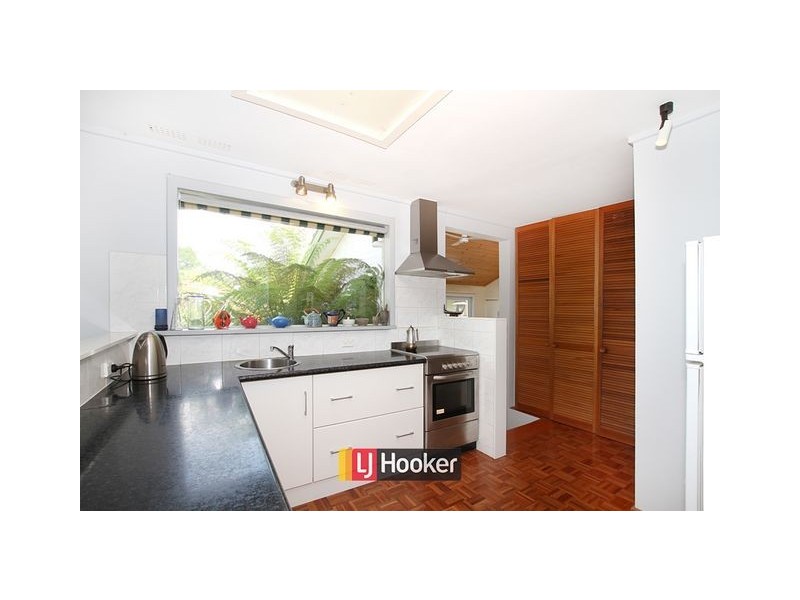 13 Gilruth Street, Hackett ACT 2602