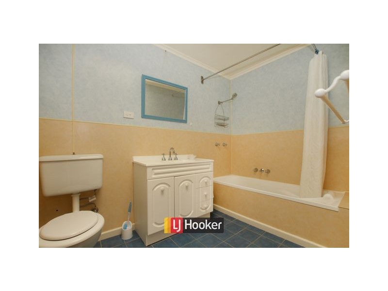 13 Gilruth Street, Hackett ACT 2602