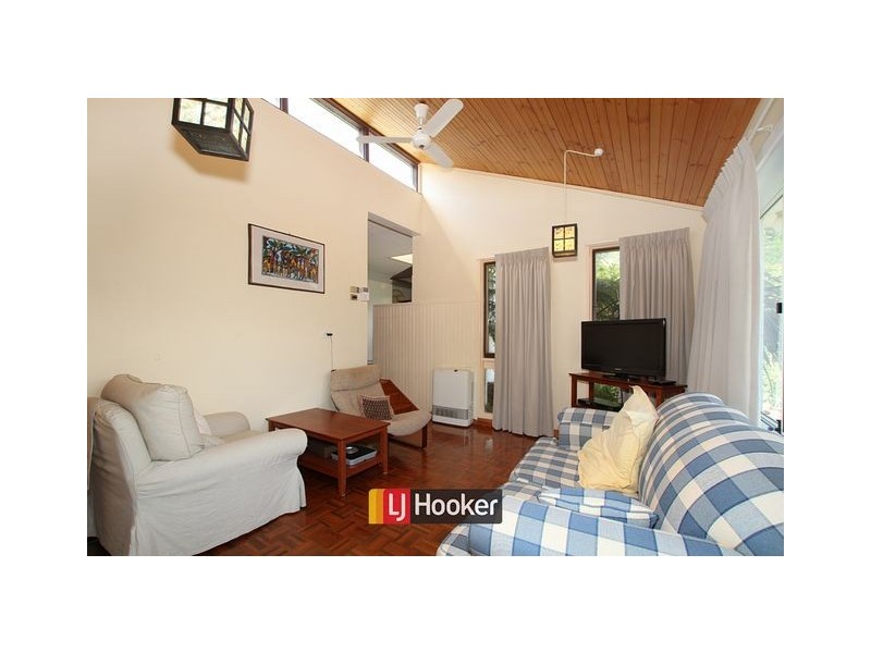 13 Gilruth Street, Hackett ACT 2602