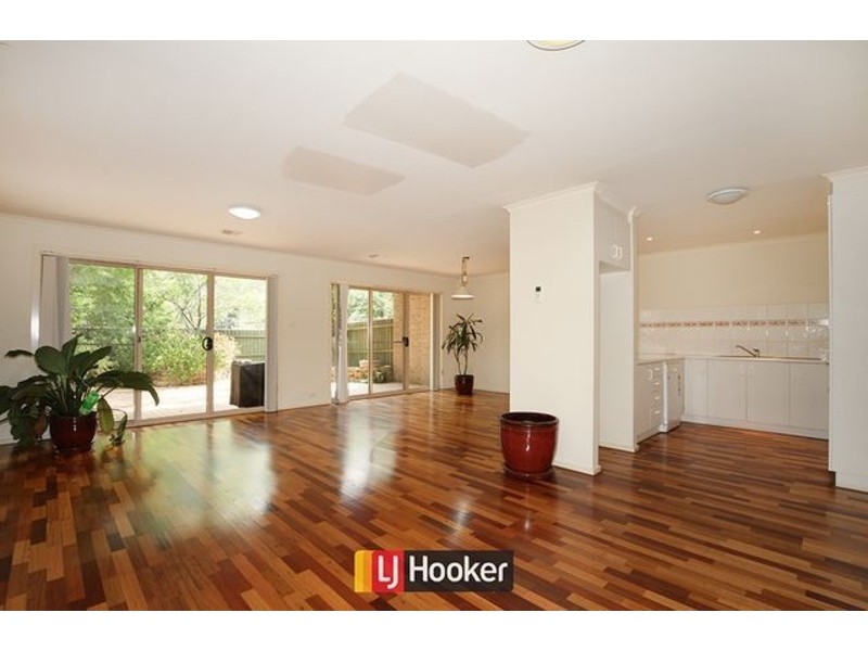 8/21 Aspinall Street, Watson ACT 2602
