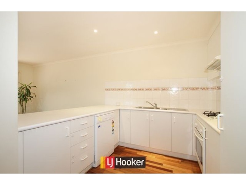 8/21 Aspinall Street, Watson ACT 2602