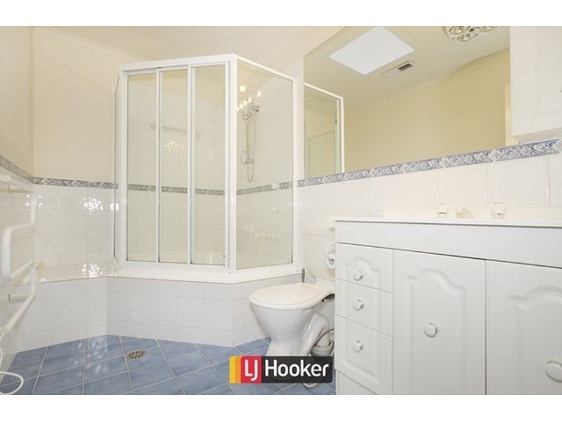8/21 Aspinall Street, Watson ACT 2602