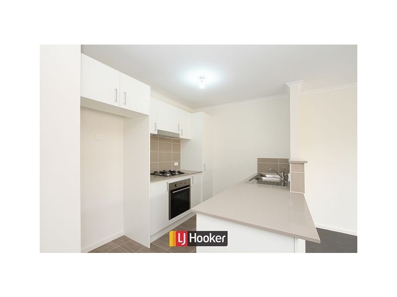 4/35 Clare Burton Street, Franklin ACT 2913