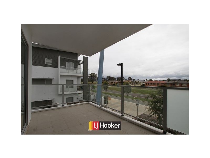 21/329 Flemington Road, Franklin ACT 2913