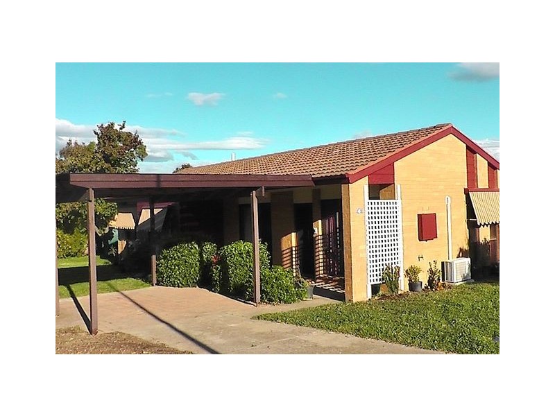 4 McGhie Place, Latham ACT 2615