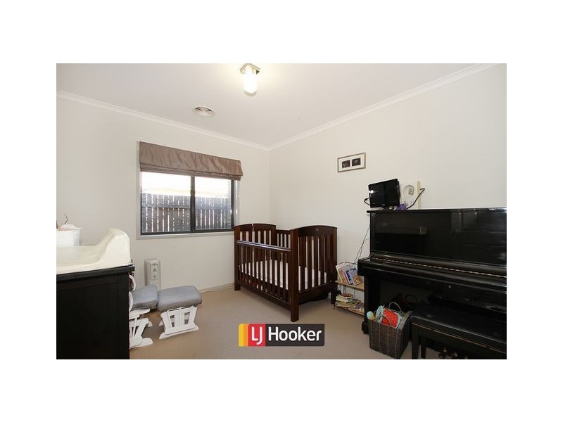 53 Flos Greig Street, Watson ACT 2602