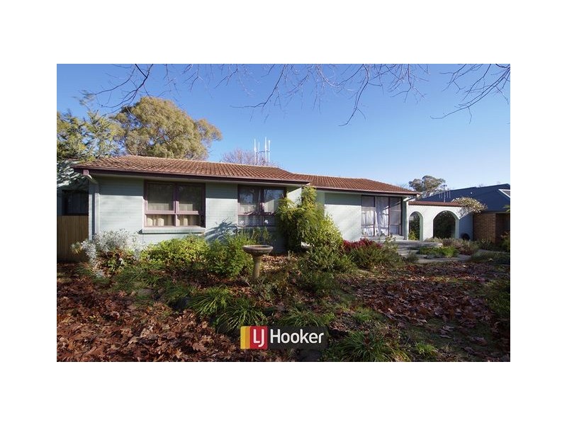 8 Jordan Place, Watson ACT 2602