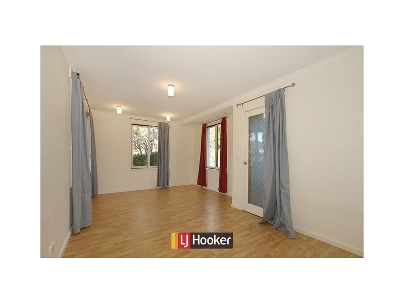 8 Jordan Place, Watson ACT 2602