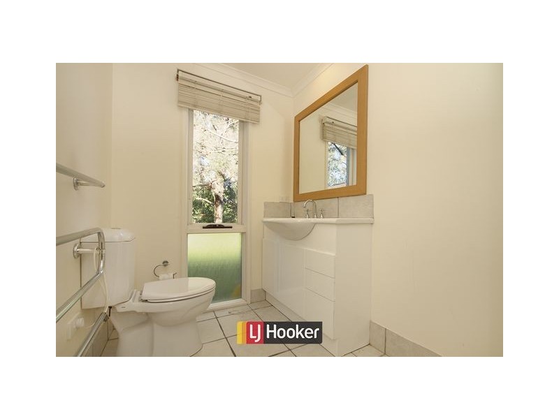 8 Jordan Place, Watson ACT 2602