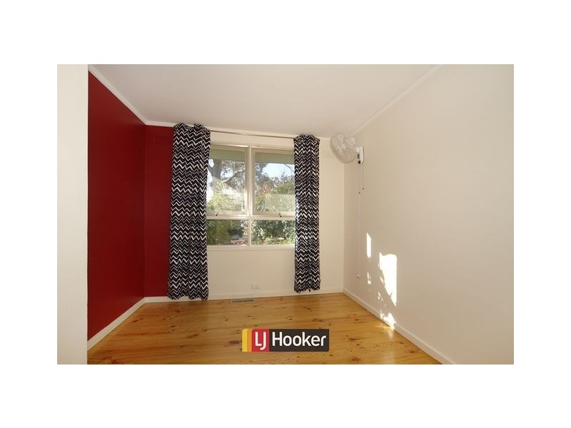 8 Jordan Place, Watson ACT 2602