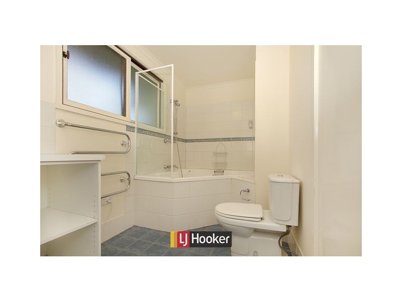 8 Jordan Place, Watson ACT 2602
