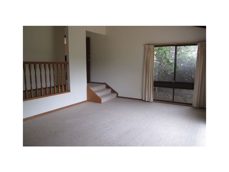 7 Piguenit Close, Lyneham ACT 2602