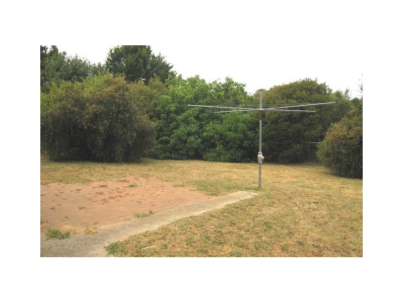 7 Piguenit Close, Lyneham ACT 2602
