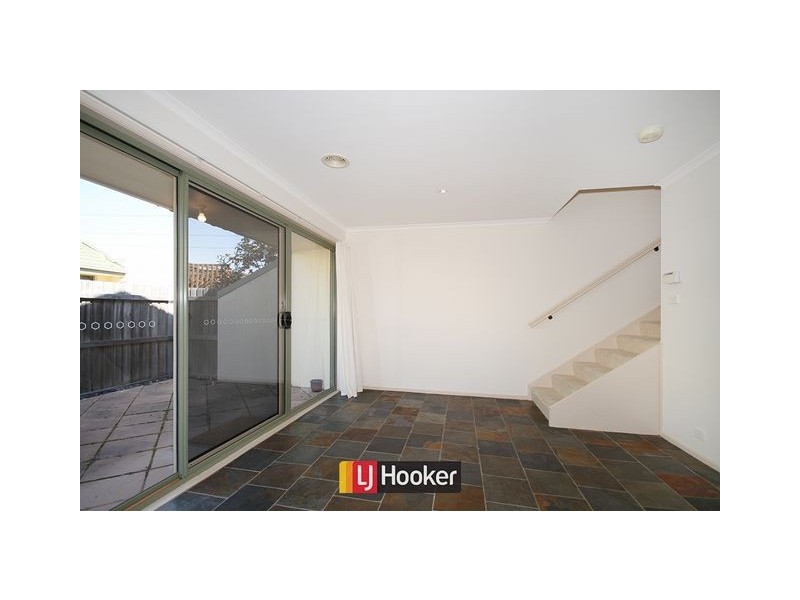 12/10 Federal Highway, Watson ACT 2602