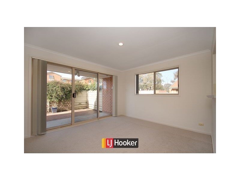 10/70-76 Madigan Street, Hackett ACT 2602