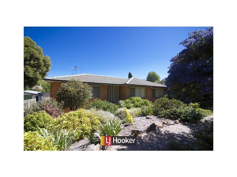 8 Messenger Street, Holt ACT 2615