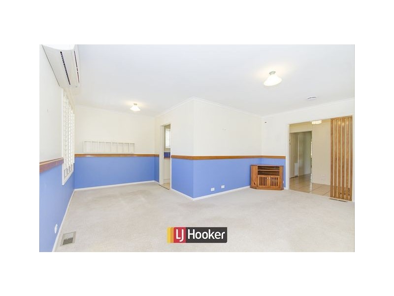 8 Messenger Street, Holt ACT 2615
