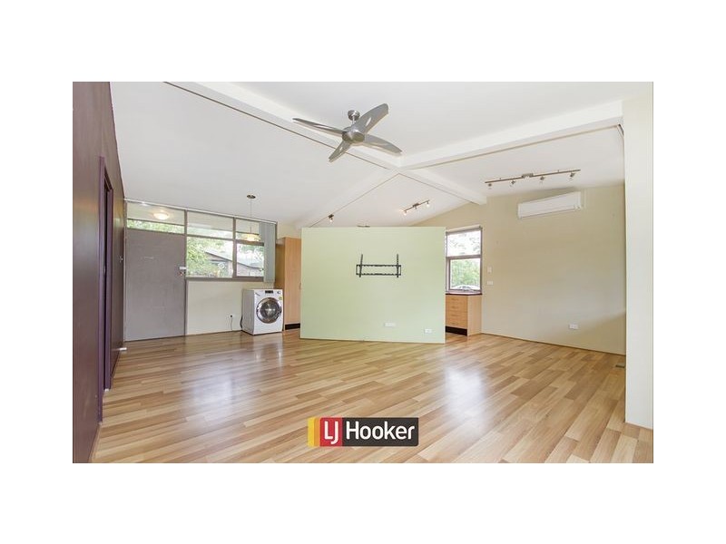 18 Lowanna Street, Braddon ACT 2612