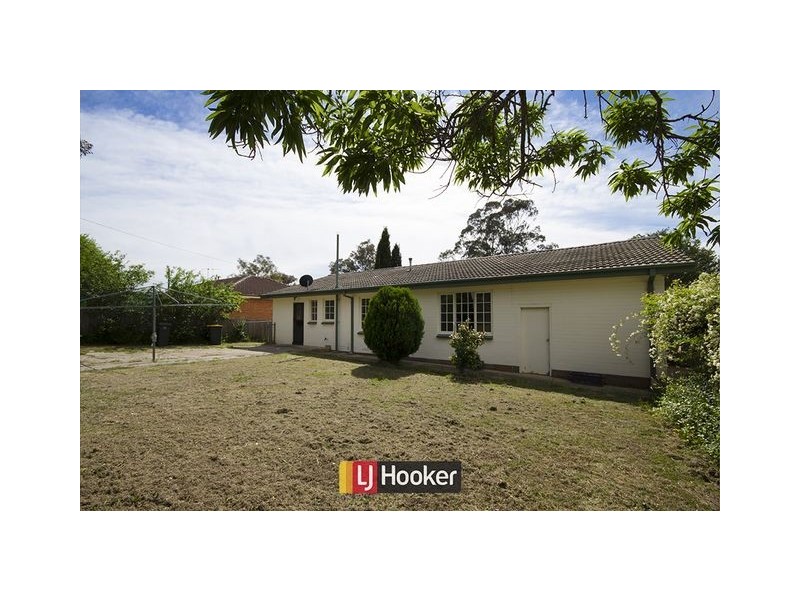 35 Lachlan Street, Macquarie ACT 2614