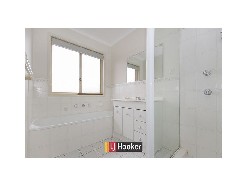 4/3 Gurubun Close, Ngunnawal ACT 2913