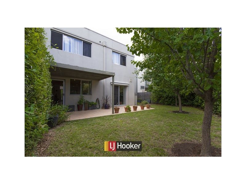 1/10 Coolac Place, Braddon ACT 2612
