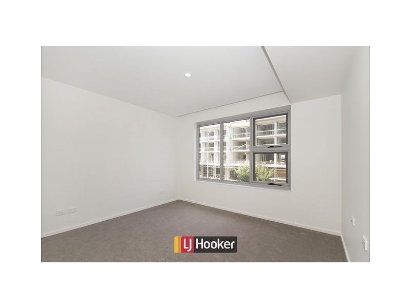 114/50 Eastlake Parade, Kingston ACT 2604