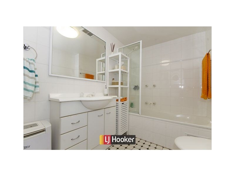 17/20 Federal Highway, Watson ACT 2602
