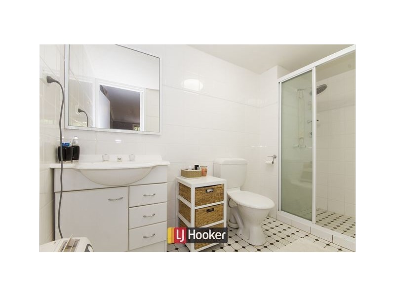 17/20 Federal Highway, Watson ACT 2602