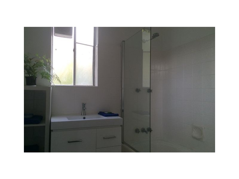 8/11 Tryon Street, Hackett ACT 2602