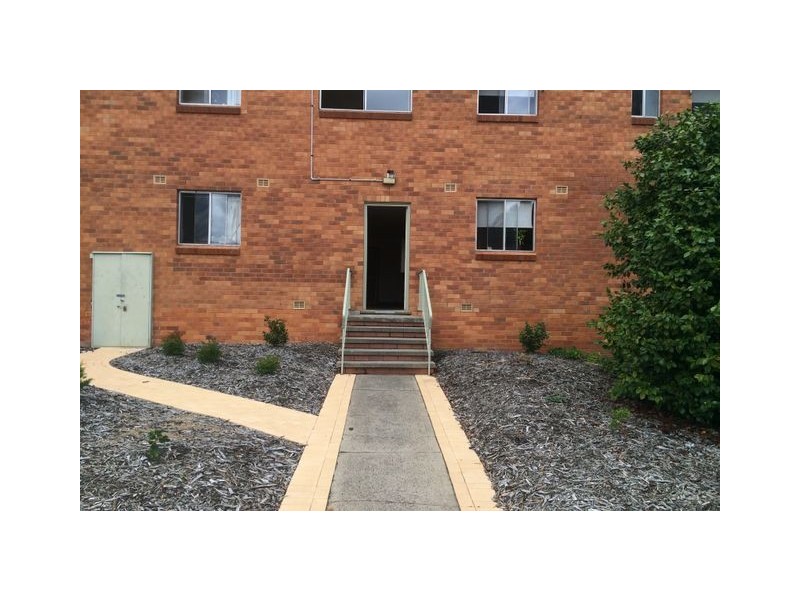 8/11 Tryon Street, Hackett ACT 2602