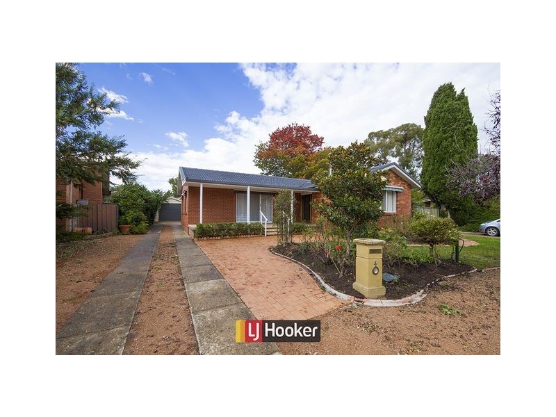 4 Heaton Place, Downer ACT 2602